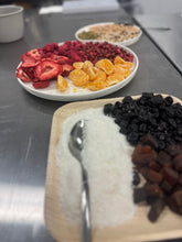 Load image into Gallery viewer, Chocolate Bar Making Class