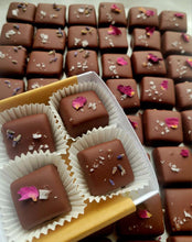 Load image into Gallery viewer, Rose &amp; Lavender Salted Caramels
