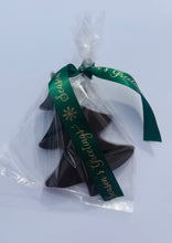 Load image into Gallery viewer, Christmas Tree -Madagascar 70% -Akesson&#39;s Organic - Sambirano Valley
