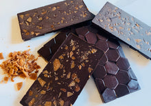 Load image into Gallery viewer, Dark Chocolate with Salted Caramel Pieces -70% Cacao Peru Ucayali River
